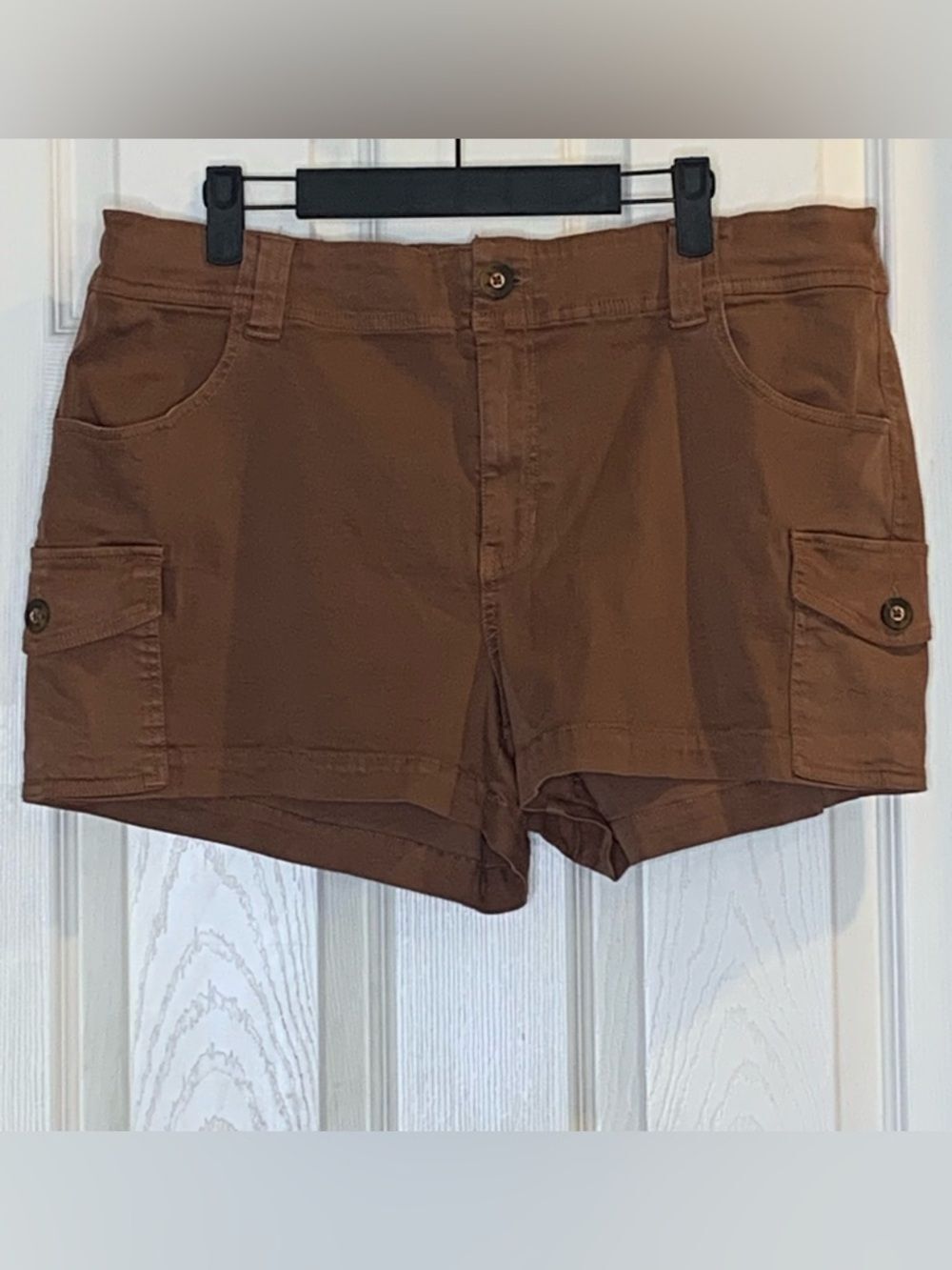 BKE Brown Mini Cargo Shorts Size 32